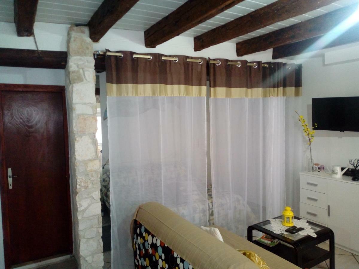 Apartment The Old House เวอร์ซาร์ ภายนอก รูปภาพ